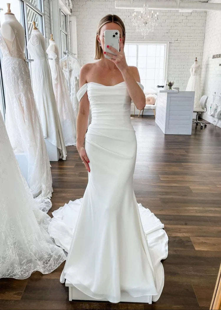 Sleek Mermaid Off-the-Shoulder Sleeveless Chapel-Train Wedding Dresses