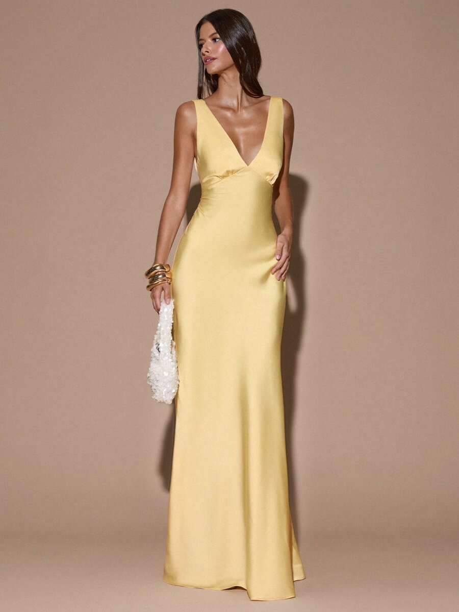 Sleek Mermaid V-Neck Sleeveless Cross-Back Floor-Length Evening Dresses