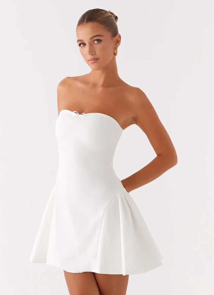 White Strapless Ruched Flared Hem Mini Dress For Elegant Casual Party Events